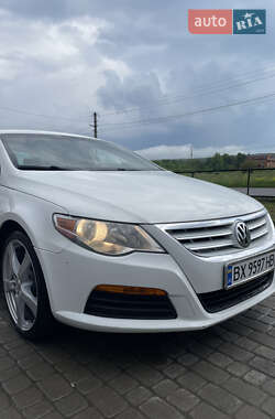 Купе Volkswagen CC / Passat CC 2011 в 