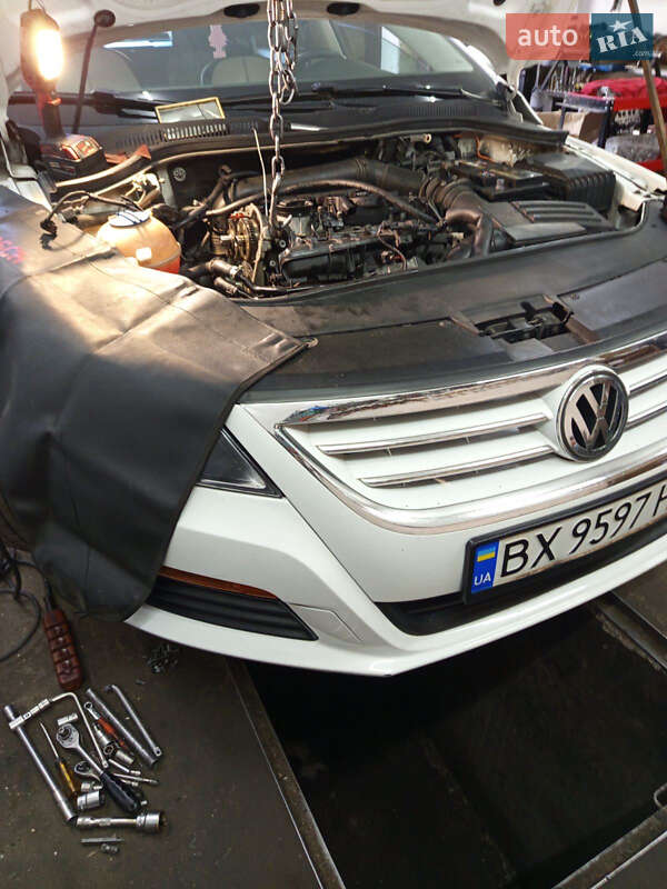 Купе Volkswagen CC / Passat CC 2011 в Рава-Руській