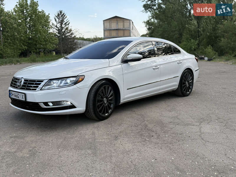 Купе Volkswagen CC / Passat CC 2012 в Кривом Роге