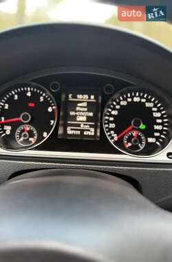Купе Volkswagen CC / Passat CC 2012 в 