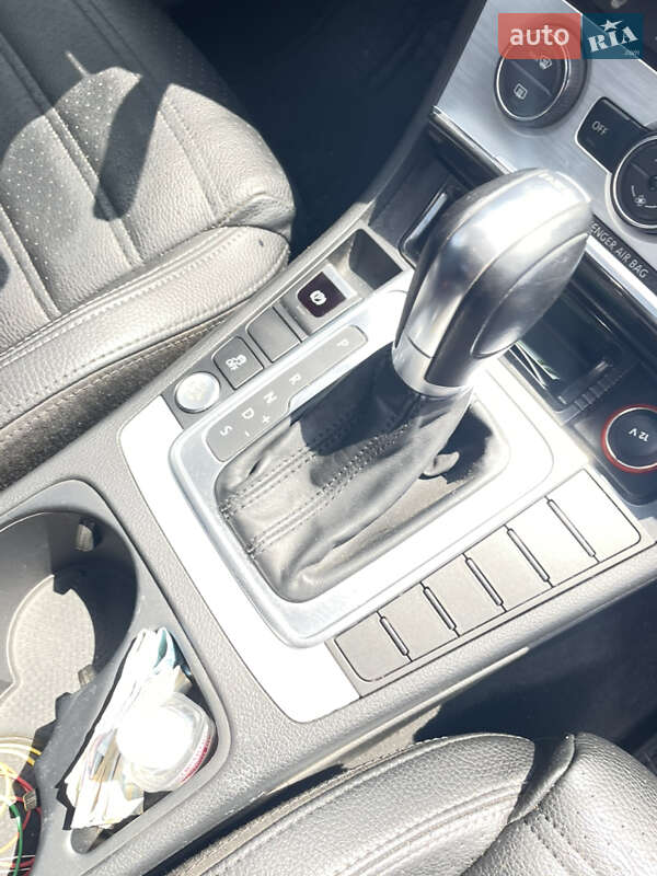 Купе Volkswagen CC / Passat CC 2015 в Херсоне