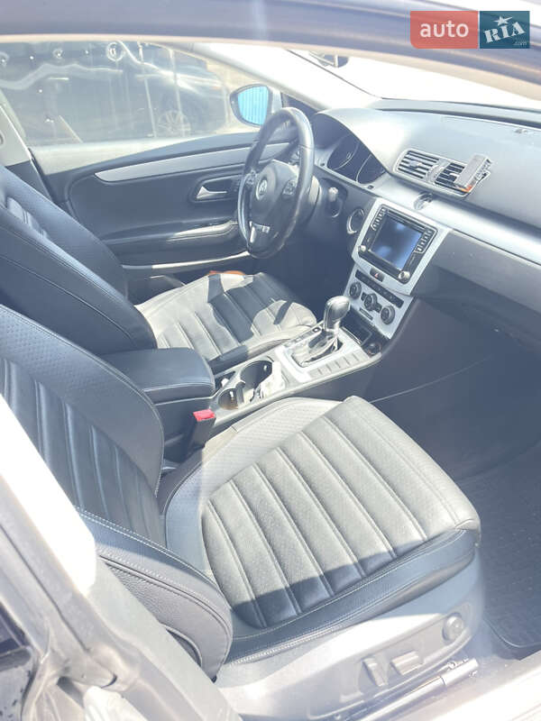 Купе Volkswagen CC / Passat CC 2015 в Херсоне