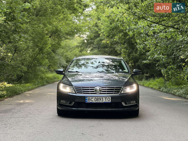 Купе Volkswagen CC / Passat CC 2012 в Сарнах