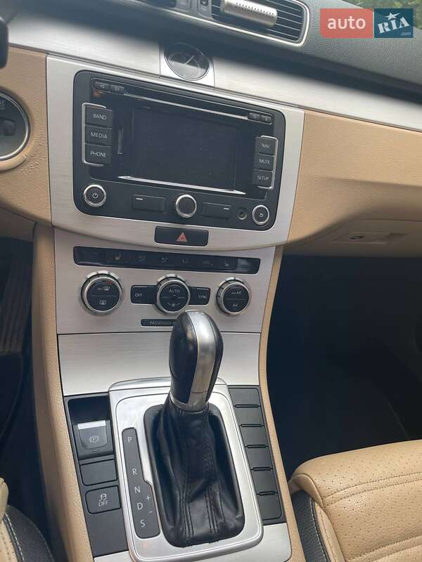 Купе Volkswagen CC / Passat CC 2014 в Вишневом