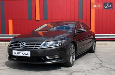 Купе Volkswagen CC / Passat CC 2015 в 