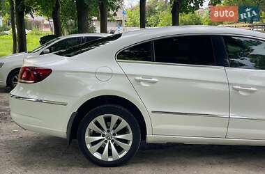 Купе Volkswagen CC / Passat CC 2013 в 