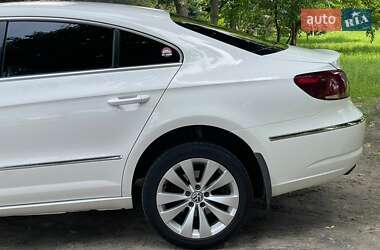 Купе Volkswagen CC / Passat CC 2013 в 