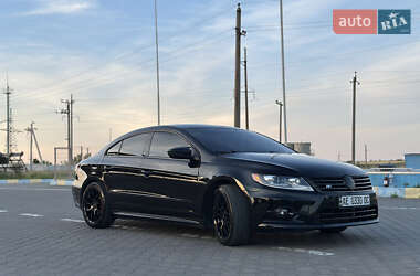 Купе Volkswagen CC / Passat CC 2013 в 