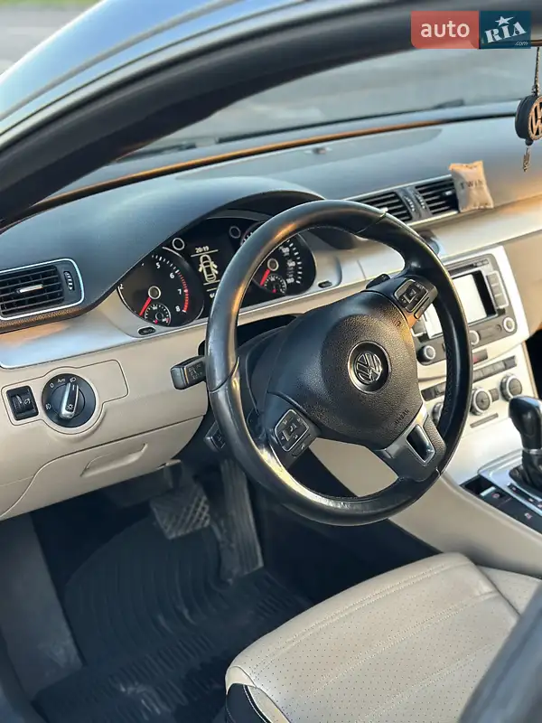 Volkswagen CC / Passat CC 2013 VIN WVWBN7AN0EE516737 фото оголошення 27 з 87