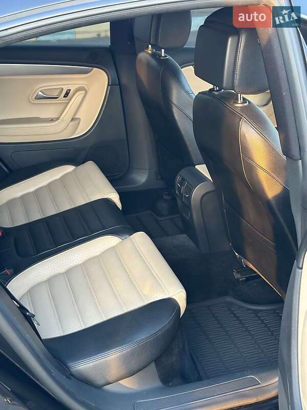 Купе Volkswagen CC / Passat CC 2013 в Ізмаїлі