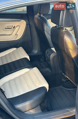 Купе Volkswagen CC / Passat CC 2013 в 