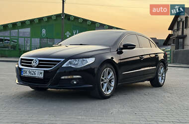 Купе Volkswagen CC / Passat CC 2012 в 