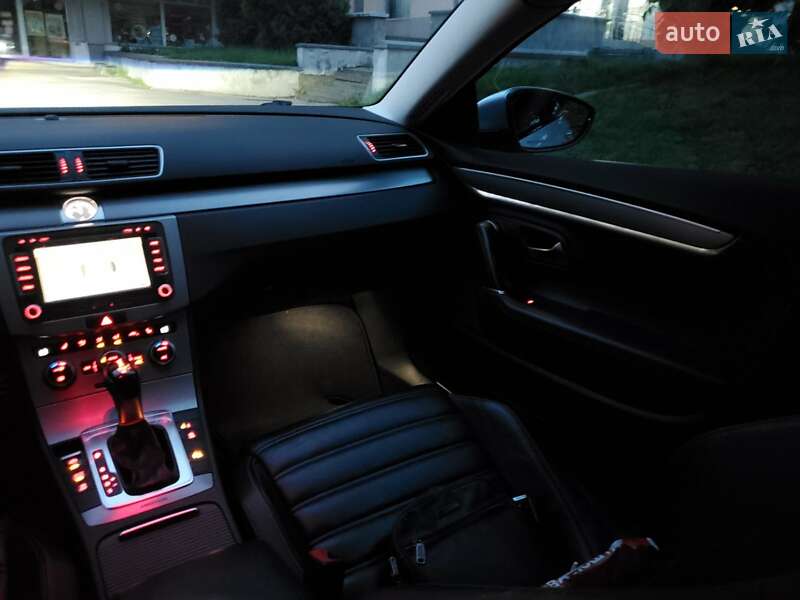 Купе Volkswagen CC / Passat CC 2013 в Львове