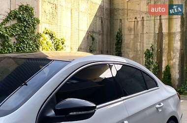 Купе Volkswagen CC / Passat CC 2013 в 