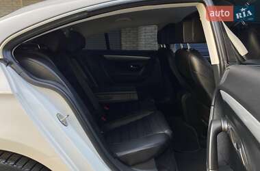 Купе Volkswagen CC / Passat CC 2013 в 