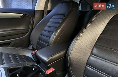 Купе Volkswagen CC / Passat CC 2013 в 