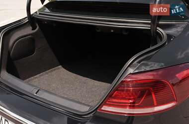 Купе Volkswagen CC / Passat CC 2012 в 