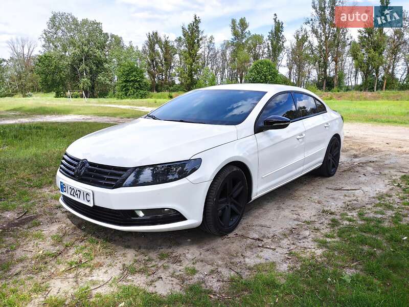 Купе Volkswagen CC / Passat CC 2012 в 