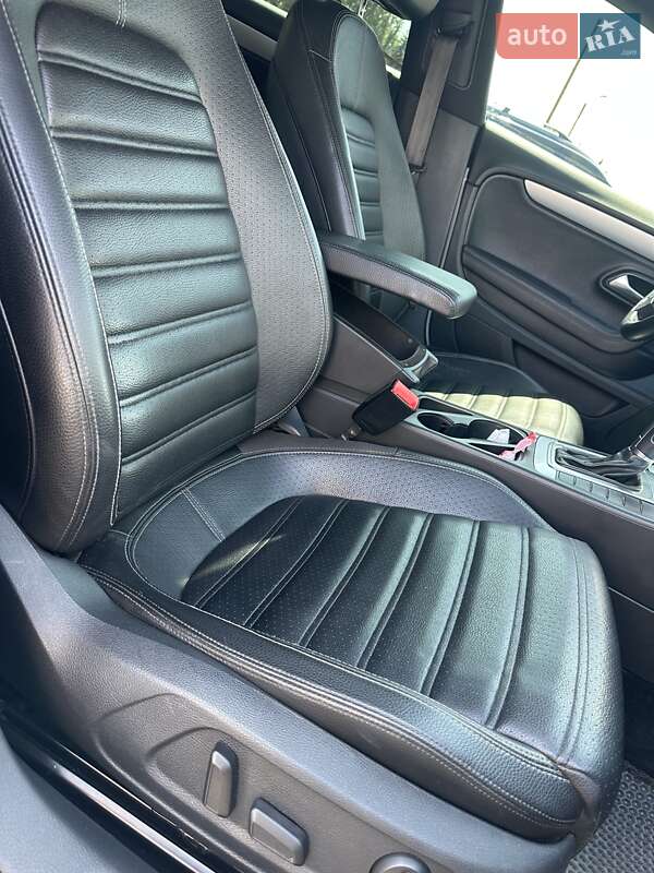 Купе Volkswagen CC / Passat CC 2012 в Полтаве