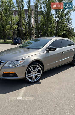 Купе Volkswagen CC / Passat CC 2010 в 