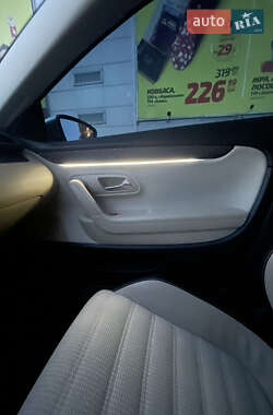 Купе Volkswagen CC / Passat CC 2014 в 