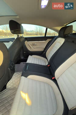 Купе Volkswagen CC / Passat CC 2014 в 