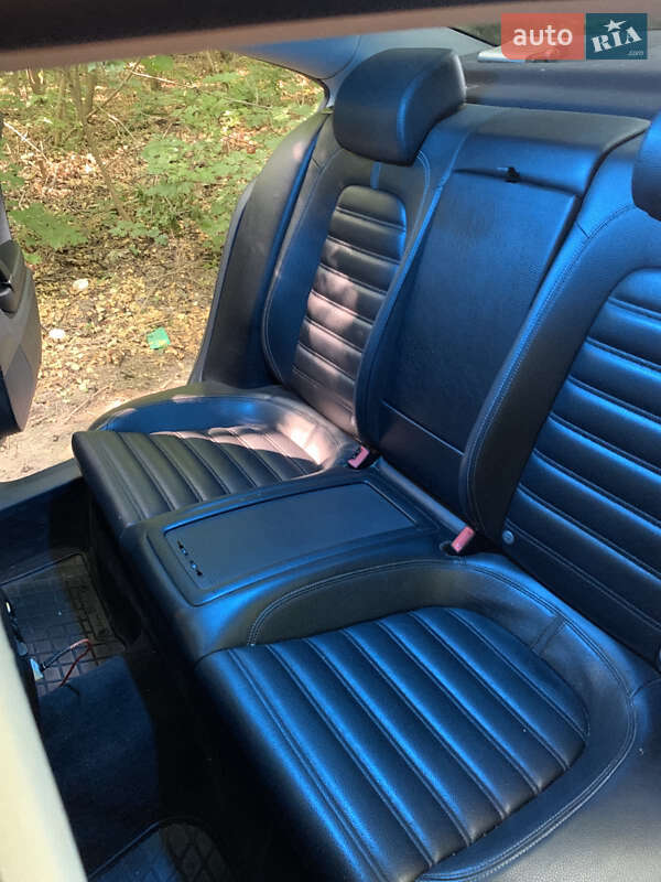 Купе Volkswagen CC / Passat CC 2011 в Баре