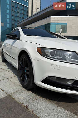 Купе Volkswagen CC / Passat CC 2012 в 