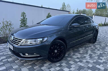 Купе Volkswagen CC / Passat CC 2014 в 