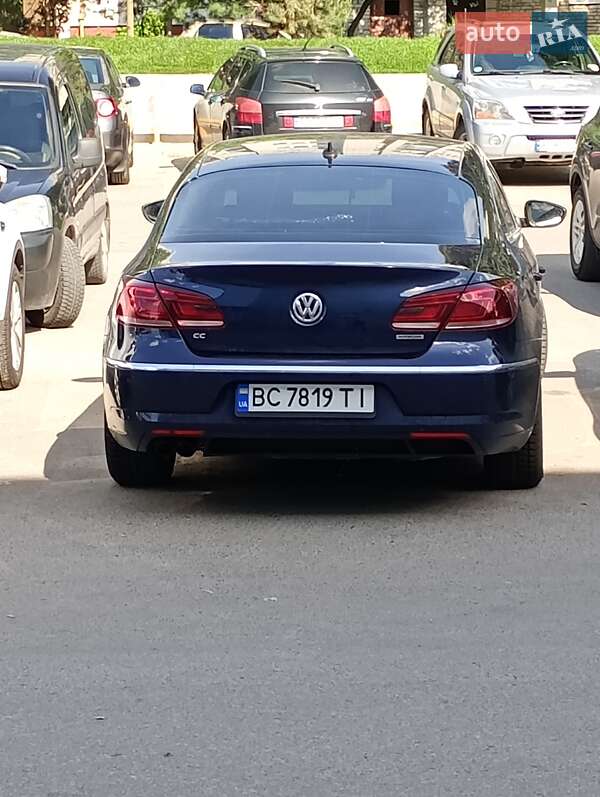 Купе Volkswagen CC / Passat CC 2013 в Львові