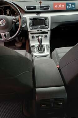 Купе Volkswagen CC / Passat CC 2013 в 