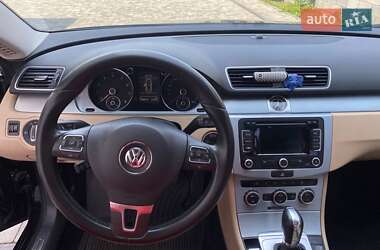 Купе Volkswagen CC / Passat CC 2012 в 
