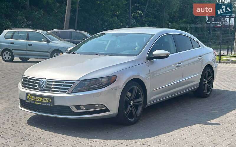 Купе Volkswagen CC / Passat CC 2012 в Черновцах