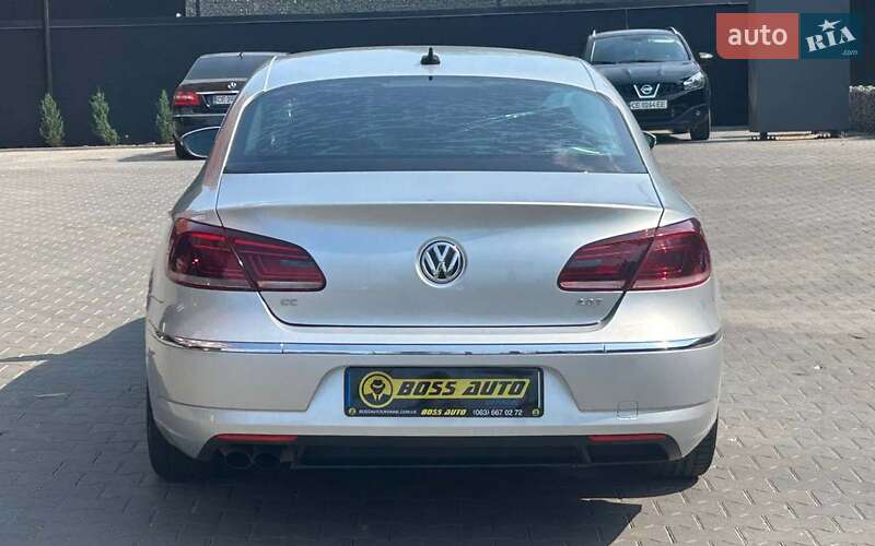 Купе Volkswagen CC / Passat CC 2012 в Черновцах