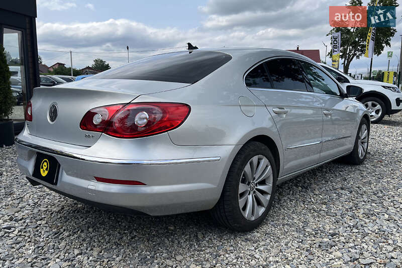 Купе Volkswagen CC / Passat CC 2009 в Коломиї