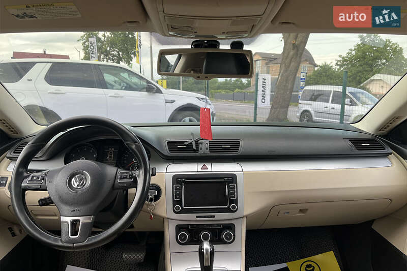 Купе Volkswagen CC / Passat CC 2009 в Коломиї