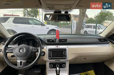 Купе Volkswagen CC / Passat CC 2009 в 