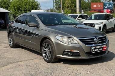 Купе Volkswagen CC / Passat CC 2009 в 