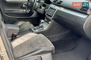 Купе Volkswagen CC / Passat CC 2009 в 