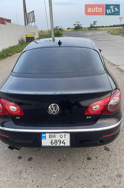 Купе Volkswagen CC / Passat CC 2010 в 