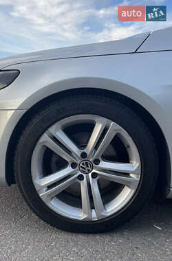 Купе Volkswagen CC / Passat CC 2012 в 