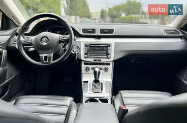 Купе Volkswagen CC / Passat CC 2013 в 