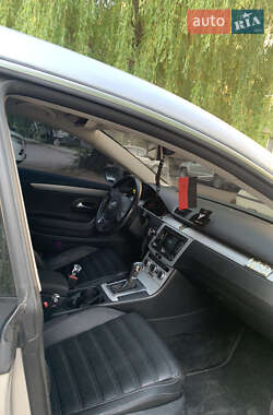 Купе Volkswagen CC / Passat CC 2014 в 