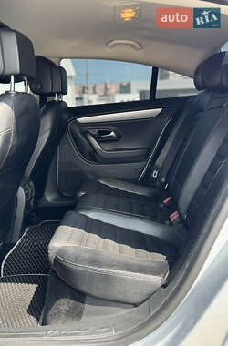 Купе Volkswagen CC / Passat CC 2013 в 