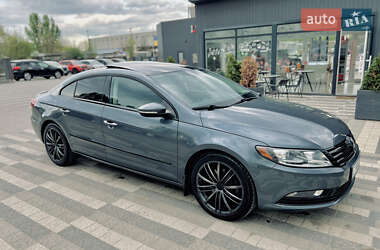 Купе Volkswagen CC / Passat CC 2012 в Львові