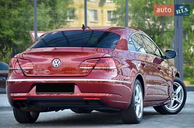 Купе Volkswagen CC / Passat CC 2013 в 