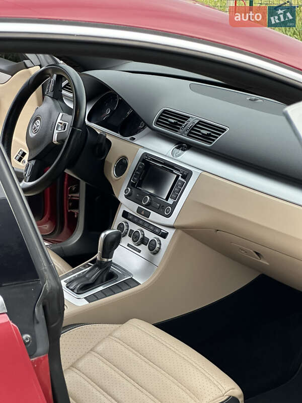 Купе Volkswagen CC / Passat CC 2014 в Золотоноше