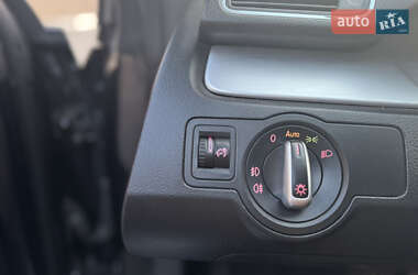 Купе Volkswagen CC / Passat CC 2012 в 