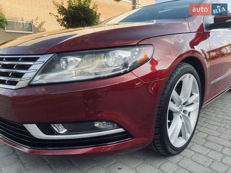 Купе Volkswagen CC / Passat CC 2013 в Дніпрі