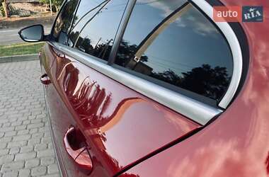 Купе Volkswagen CC / Passat CC 2013 в 